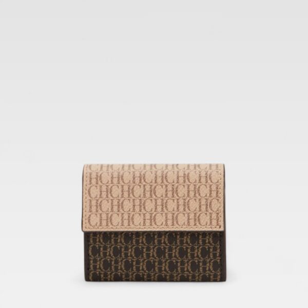 Carolina Herrera Traveller Caracas
