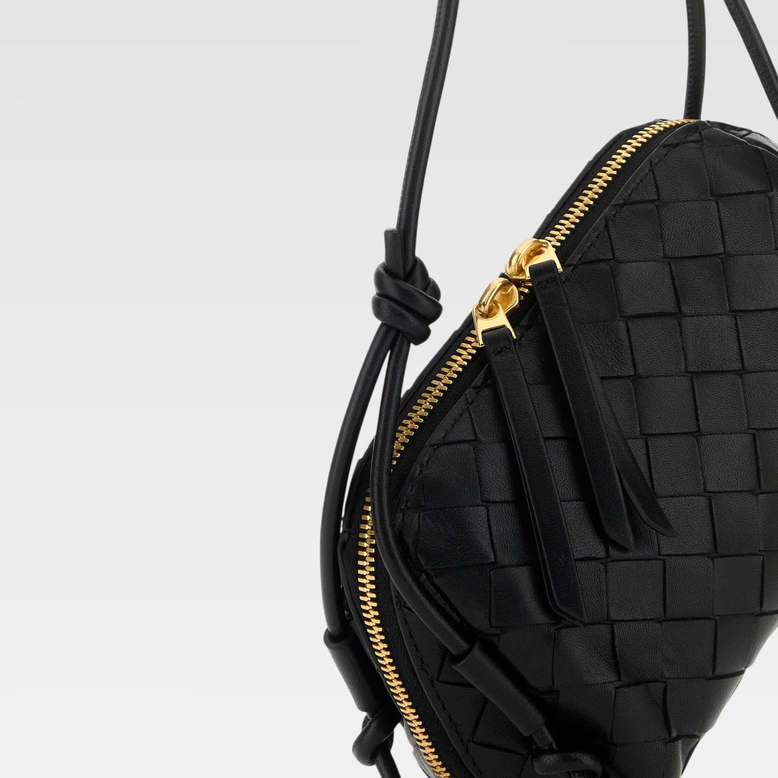 Bottega Veneta Concertina Shoulder Bag - Image 4