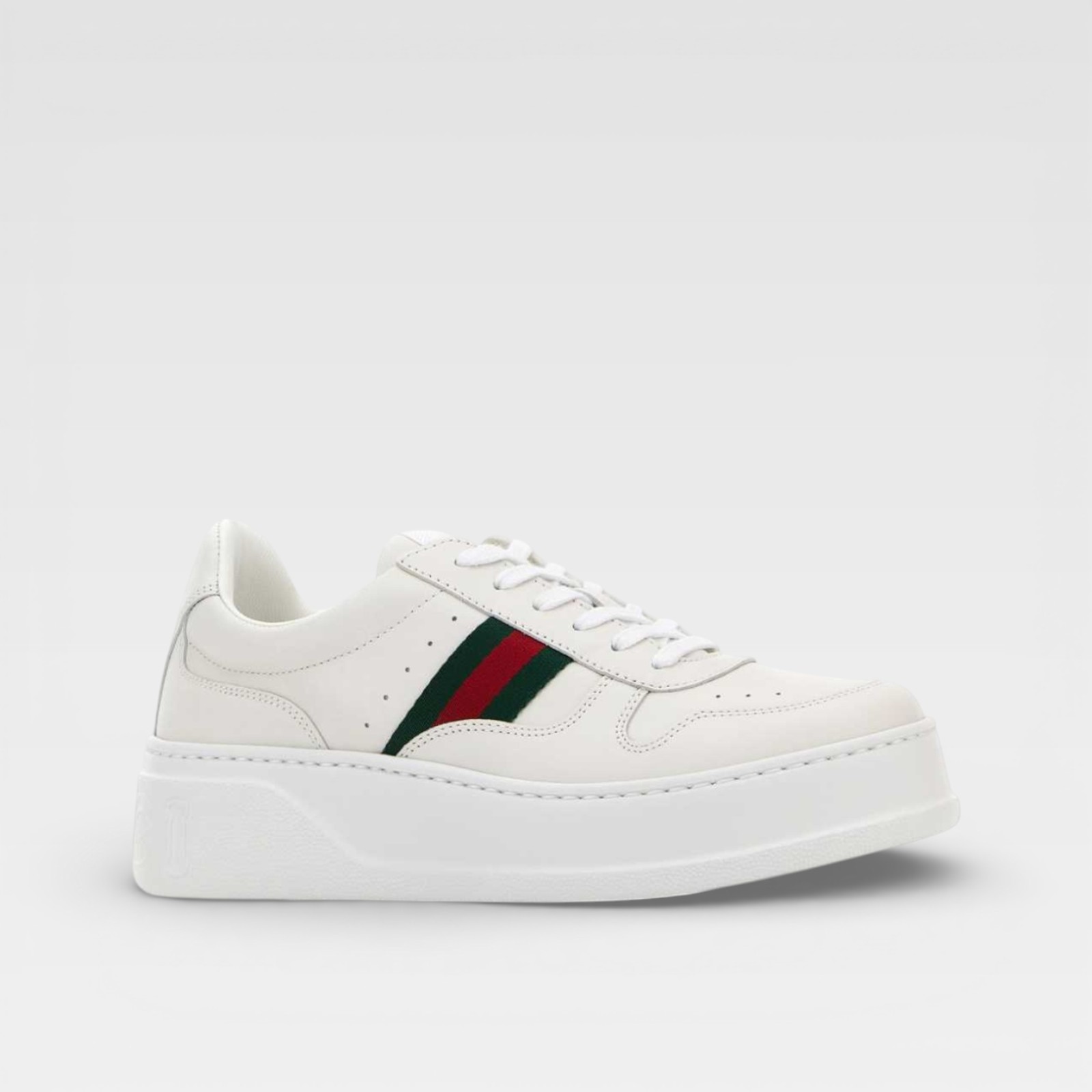 Gucci Leather Sneaker - Imagen 2