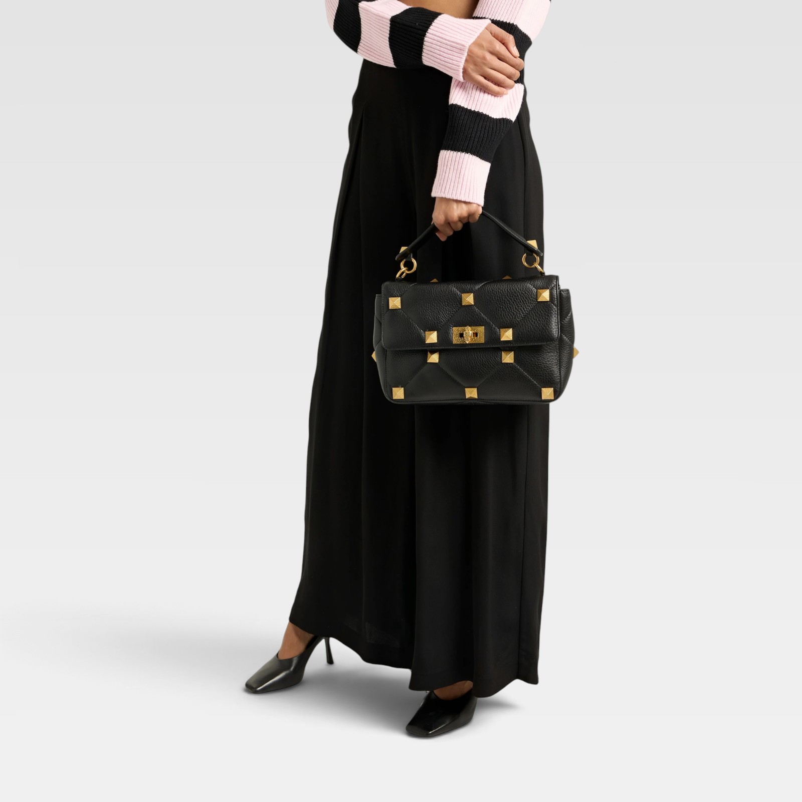 Valentino Garavani Roman Stud Shoulder Bag - Imagen 3