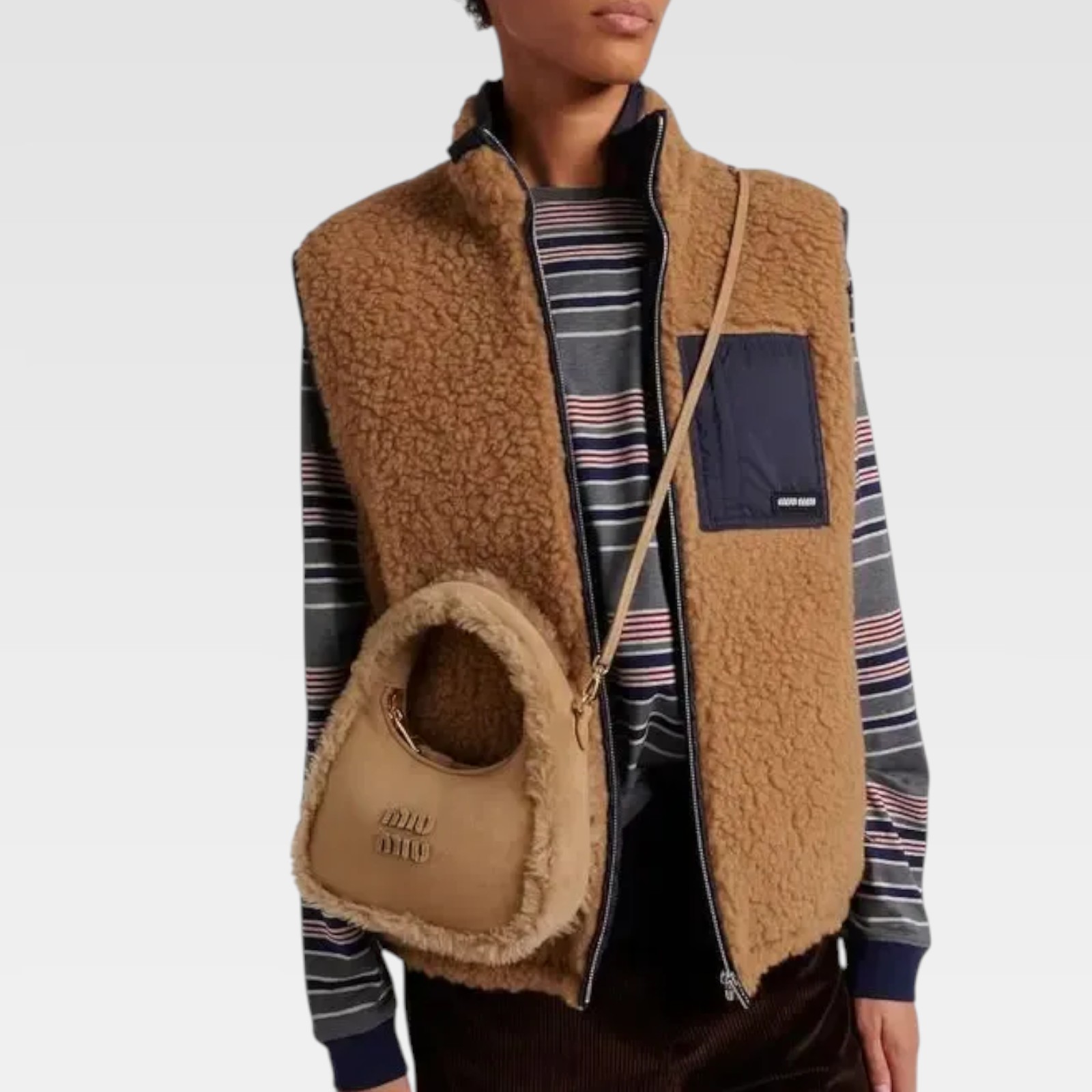 Miu Miu Wander Matelassé Nappa Leather Hobo Bag - Imagen 5