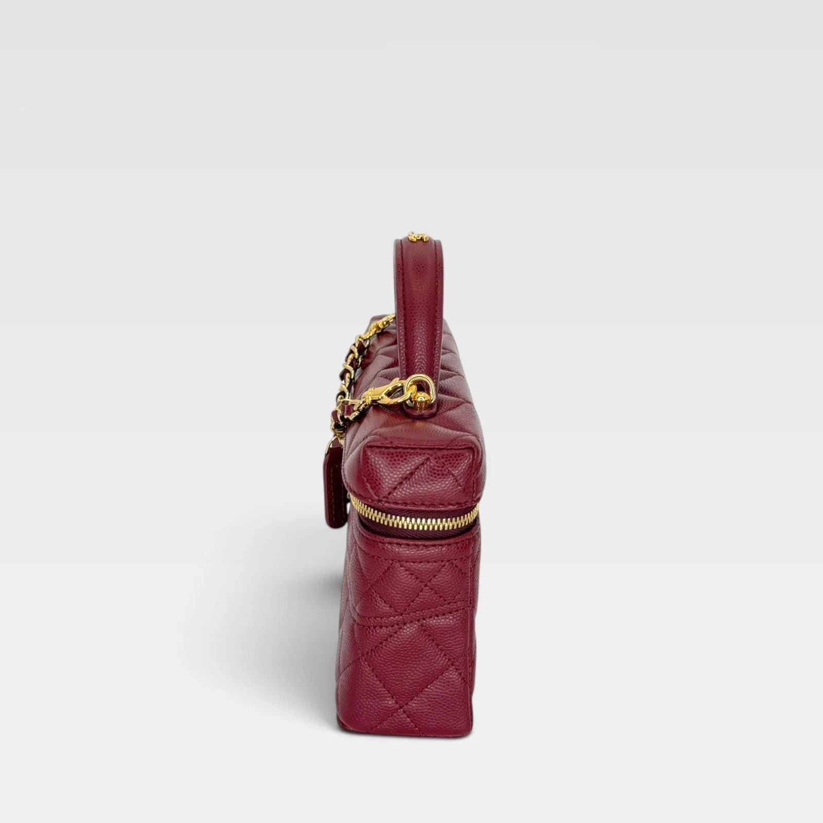 Chanel Vanity with Chain - Image 6
