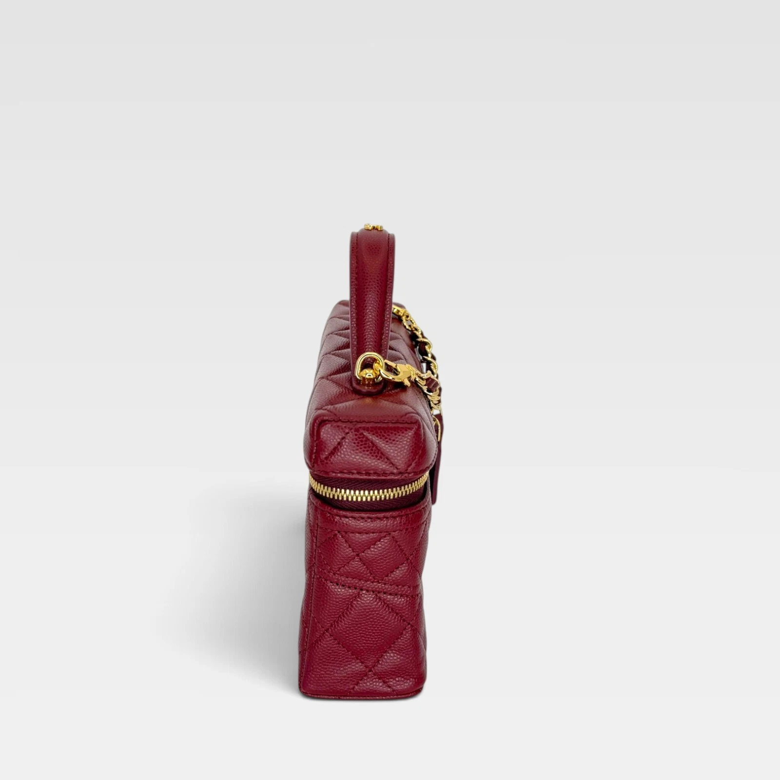 Chanel Vanity with Chain - Image 5
