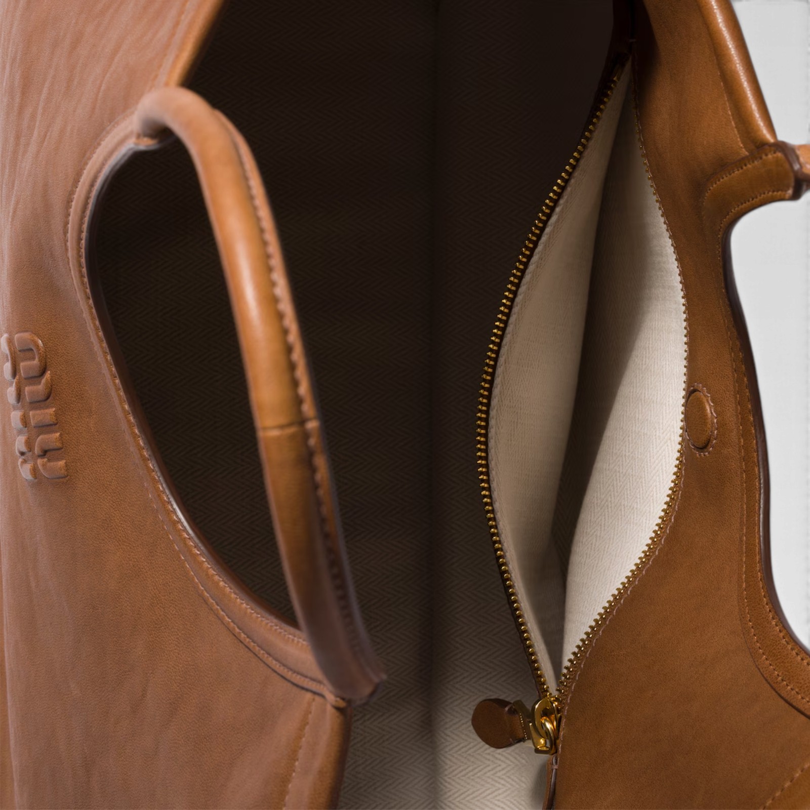 Miu Miu Ivy Nappa Leather Shopping Bag - Image 7