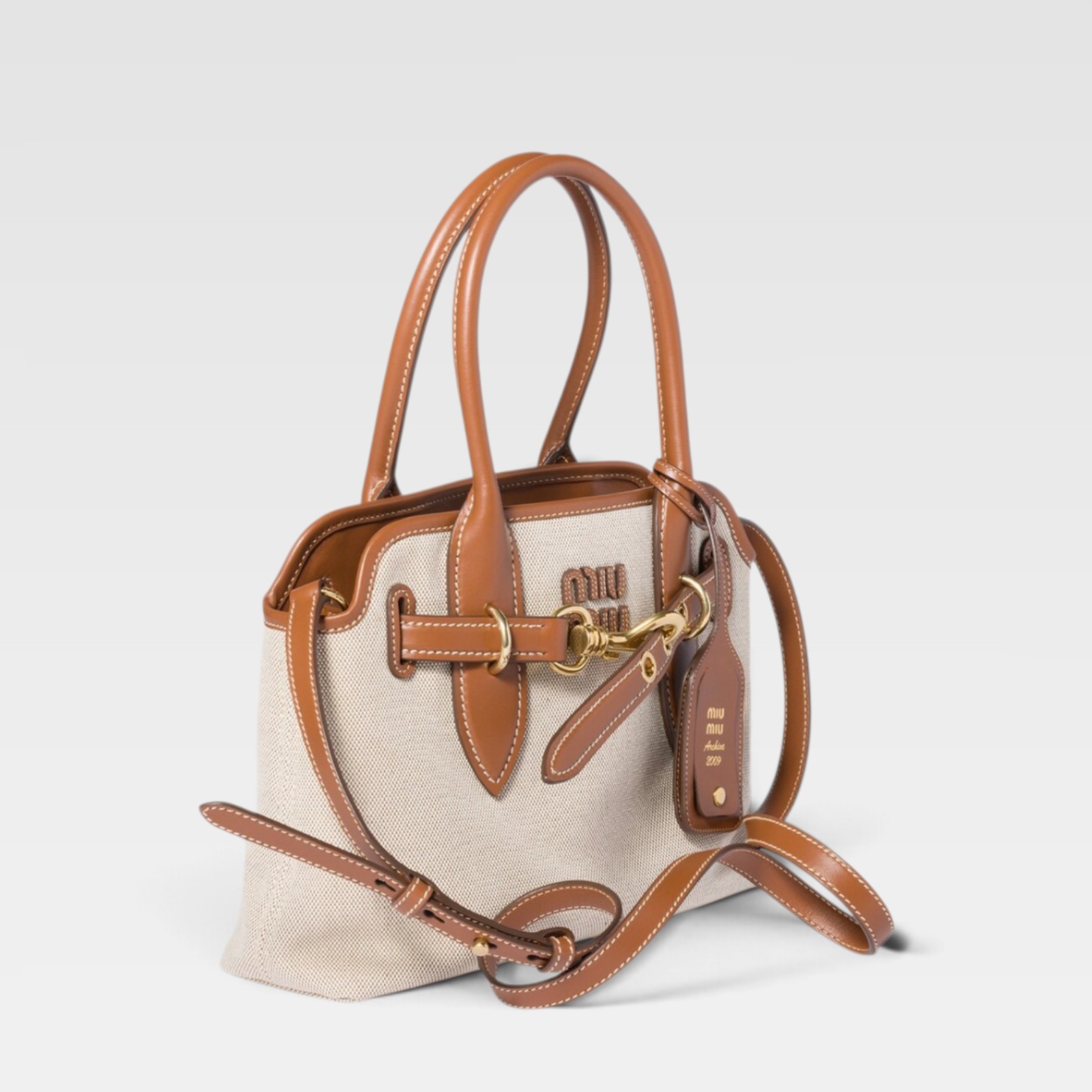 Miu Miu Aventure Canvas and Leather Bag - Imagen 2
